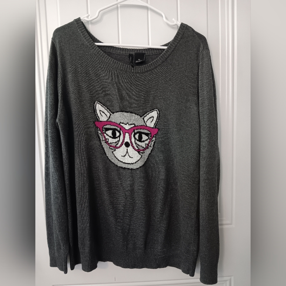 New Directions Gray and Pink Crew Neck Sweater